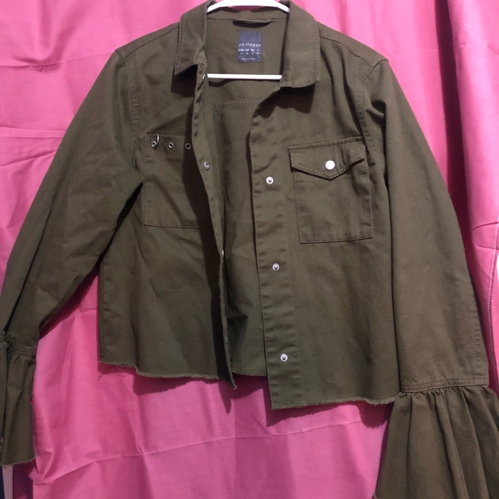 Bell Bottom sleeve jacket